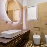 Vico5 ليتشي